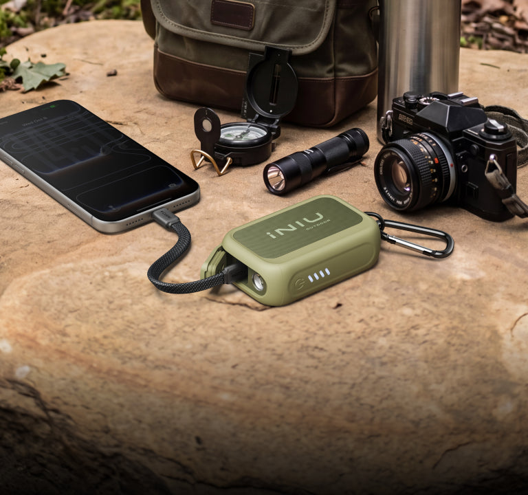Rugged 10000 charging a phone outdoors