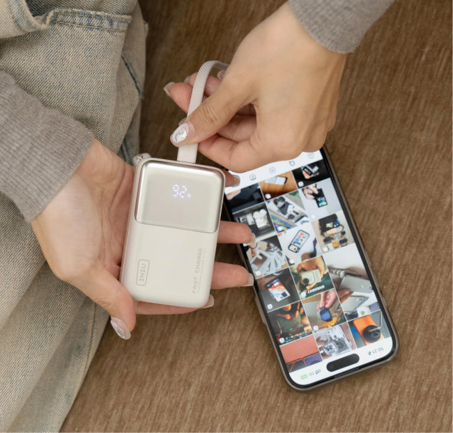 INIU small power bank for iPhone