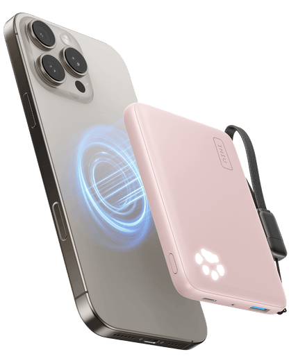 INIU P43-E1 Magsafe Power Bank wirelessly charging iPhone. Pink design, paw indicator lights, fast charging.